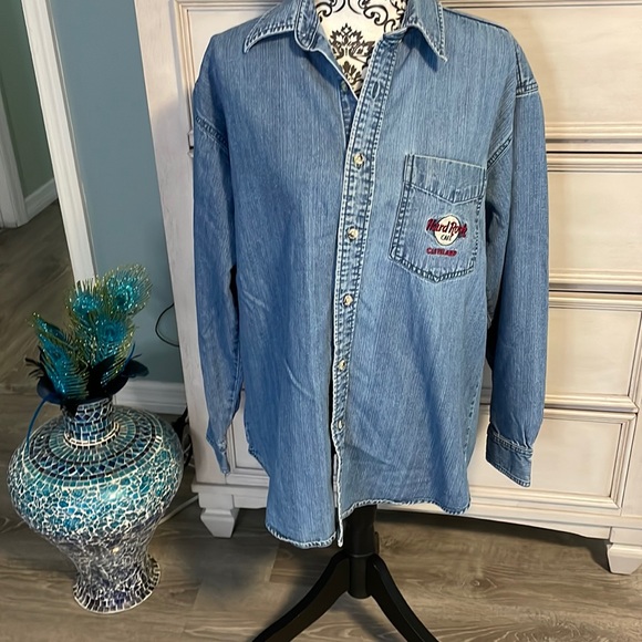 Hard Rock Cafe Tops - Women’s vintage hard rock Cleveland, café denim shirt medium